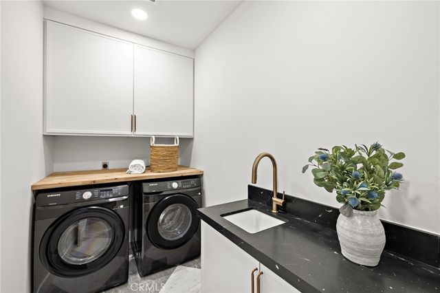 1700 Port Ashley, Newport Beach, CA 92660