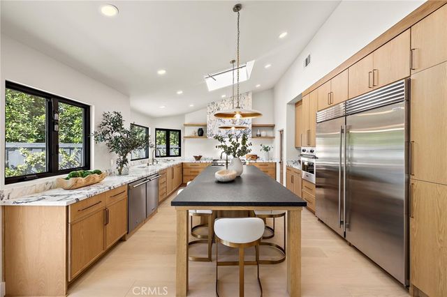 1700 Port Ashley, Newport Beach, CA 92660