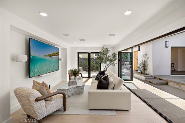 1700 Port Ashley, Newport Beach, CA 92660
