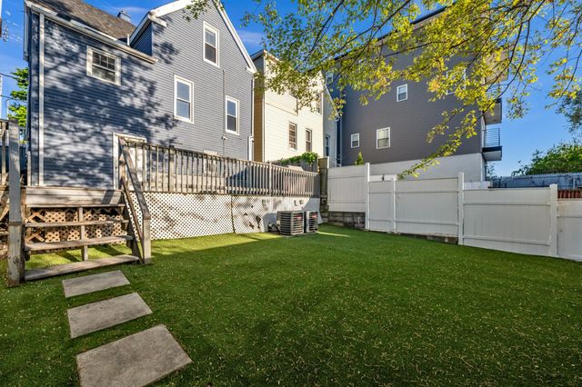 911 LIBERTY AVE, North Bergen, NJ 07047