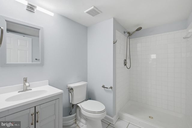 13217 KINNICUTT DR, Woodbridge, VA 22192