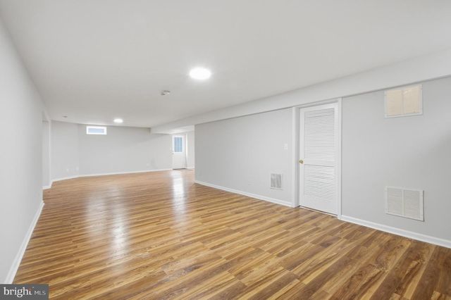 13217 KINNICUTT DR, Woodbridge, VA 22192