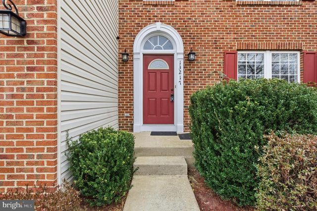 13217 KINNICUTT DR, Woodbridge, VA 22192
