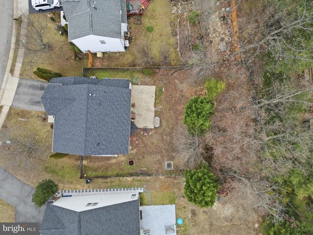 13217 KINNICUTT DR, Woodbridge, VA 22192