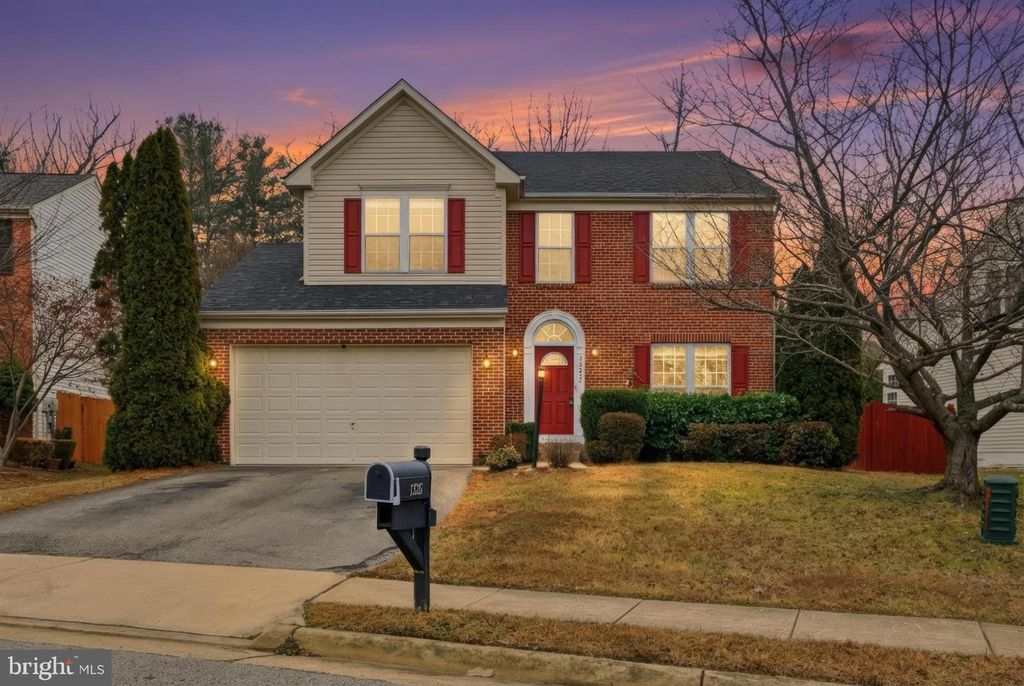 13217 KINNICUTT DR, Woodbridge, VA 22192