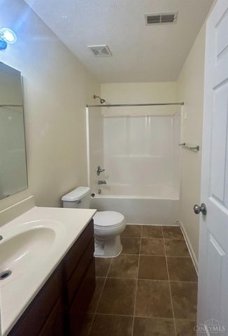 110 Junction Point, New Richmond, OH 45157