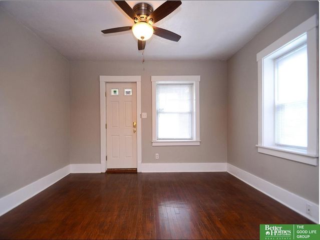 3155 jackson Street, Omaha, NE 68105