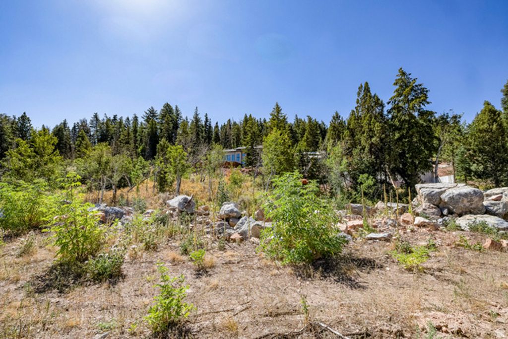Image 20 of property listing at 4033 W DISCOVERY WAY #323, Park City, UT 84098