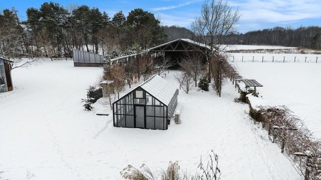 342 62nd Street, South Haven, MI 49090