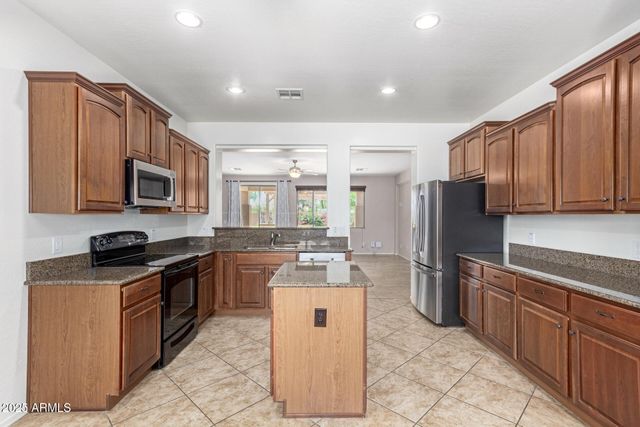 19319 E THORNTON Road, Queen Creek, AZ 85142