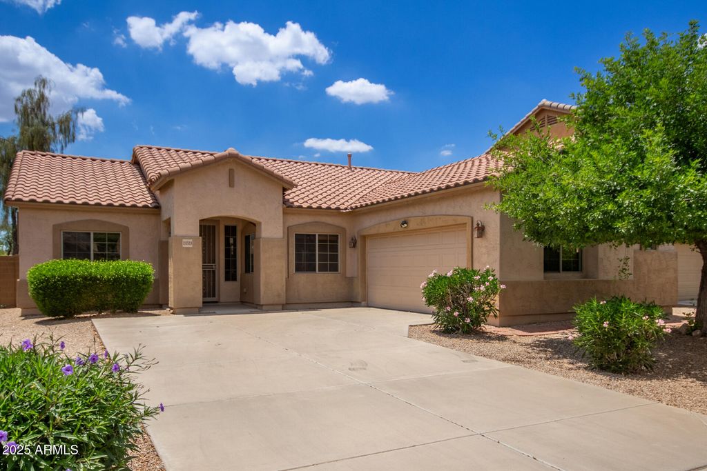 19319 E THORNTON Road, Queen Creek, AZ 85142