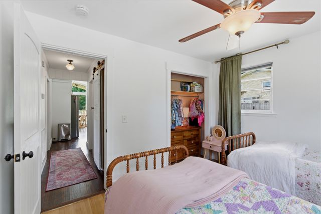 99 Curtiswood Dr, Hendersonville, TN 37075