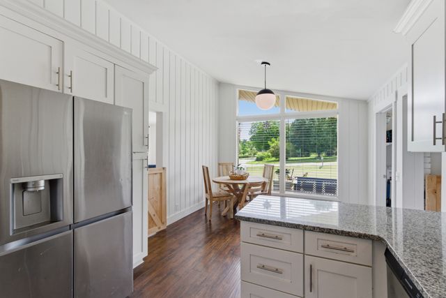 99 Curtiswood Dr, Hendersonville, TN 37075