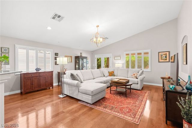8156 Waltons Mill Court, Las Vegas, NV 89131