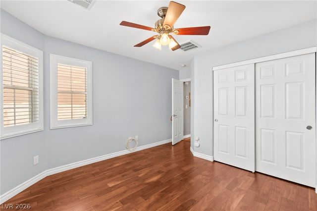 8156 Waltons Mill Court, Las Vegas, NV 89131