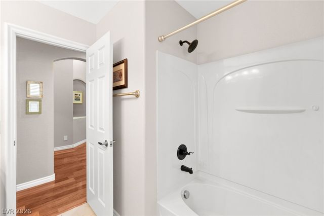 8156 Waltons Mill Court, Las Vegas, NV 89131