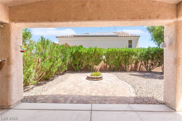 8156 Waltons Mill Court, Las Vegas, NV 89131