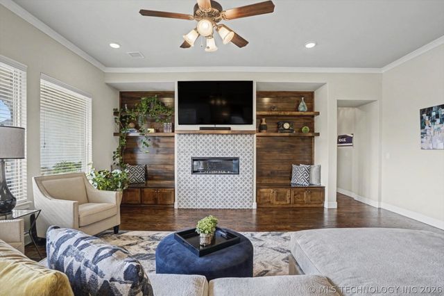 7004 E 124th Place S, Bixby, OK 74008