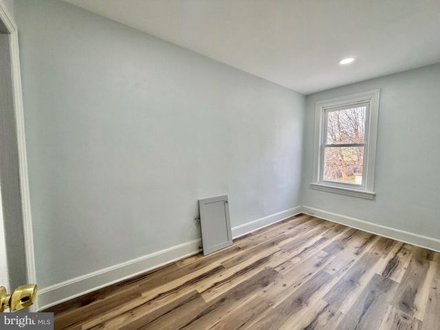 726 GENESEE ST, Trenton, NJ 08611