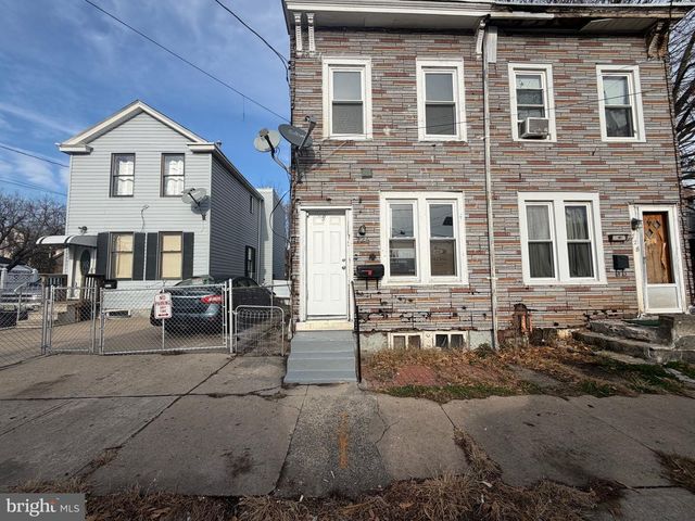 726 GENESEE ST, Trenton, NJ 08611