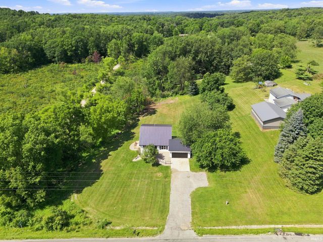 11975 W State Road 120 Road, Middlebury, IN 46540