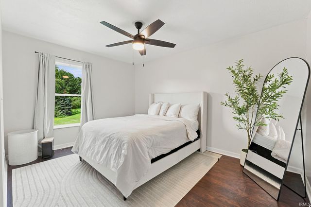 11975 W State Road 120 Road, Middlebury, IN 46540
