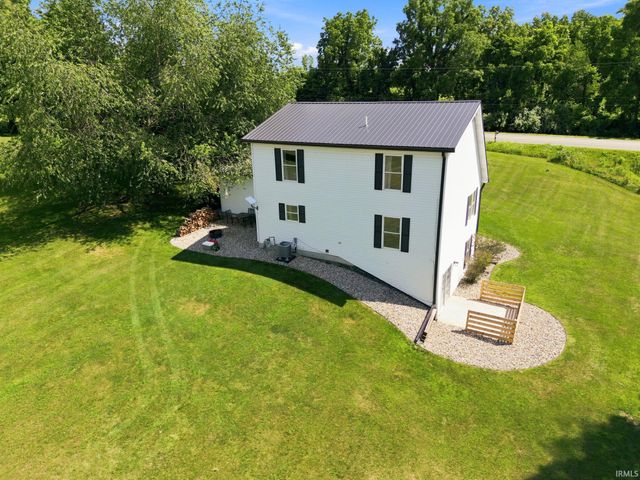 11975 W State Road 120 Road, Middlebury, IN 46540