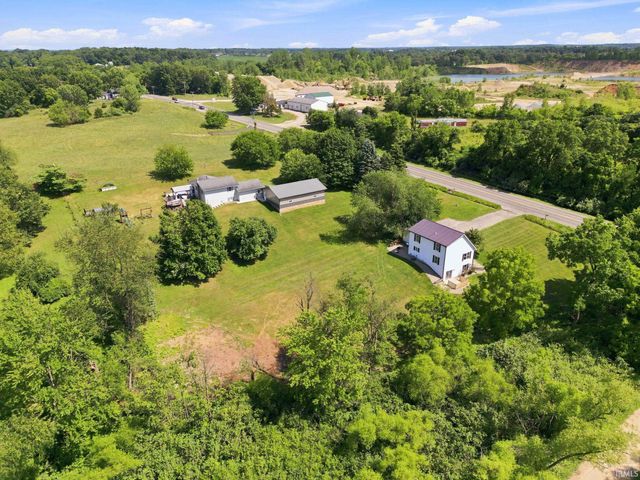 11975 W State Road 120 Road, Middlebury, IN 46540