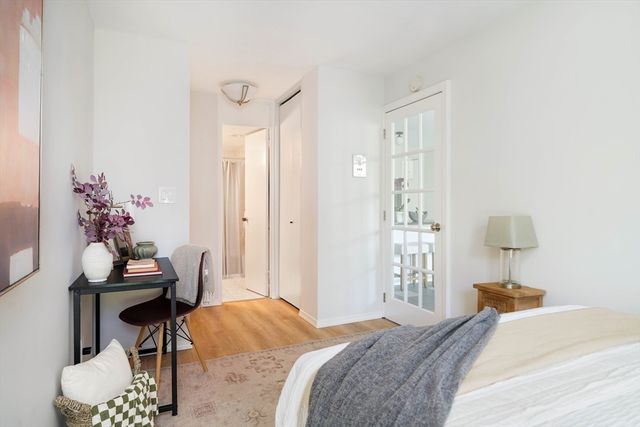 29 Concord Ave 704, Cambridge, MA 02138