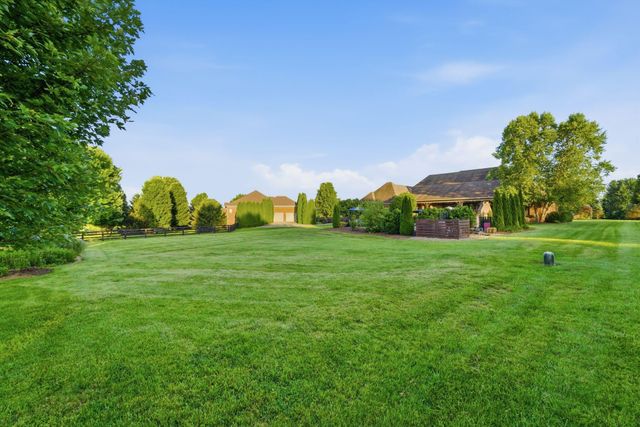 103 Merlot Court, Georgetown, KY 40324