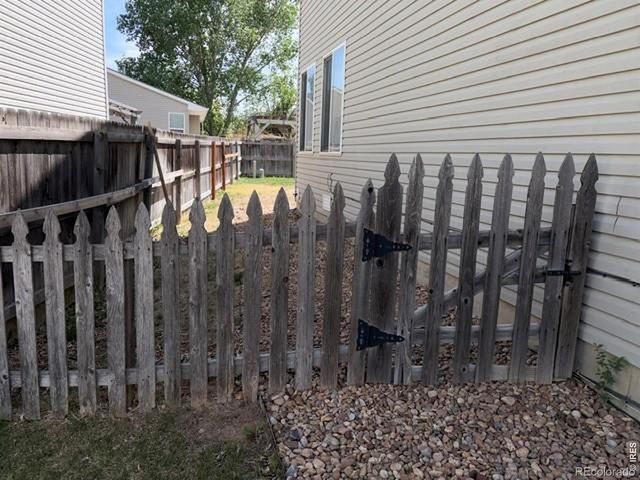 1104 Fall River Circle, Longmont, CO 80504