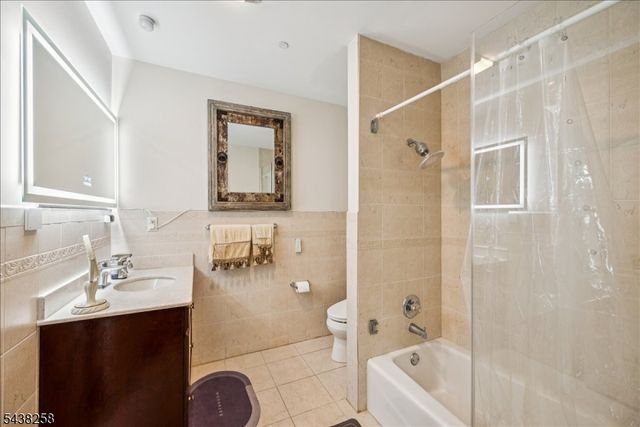 445 Van Houten Ave 101, Passaic City, NJ 07055