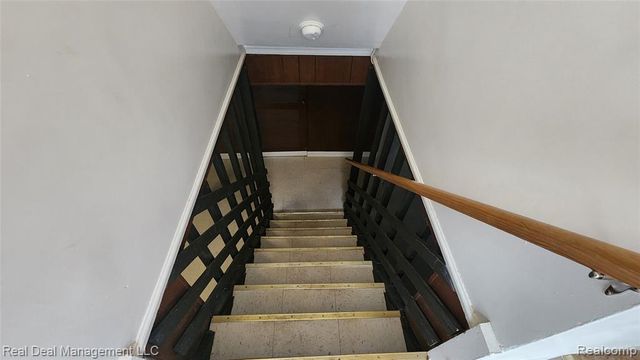 49 E Fairmount Avenue, Pontiac, MI 48340