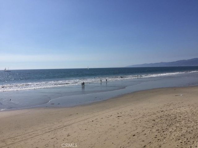 534 Broadway, Venice, CA 90291