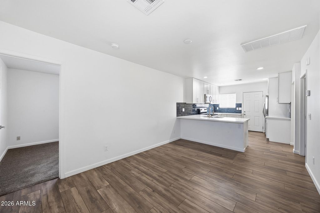 Image 28 of property listing at 1005 E MARIPOSA Street, Phoenix, AZ 85014