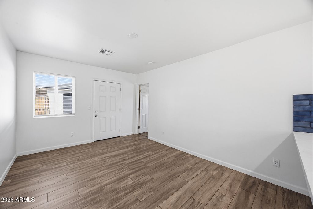 Image 30 of property listing at 1005 E MARIPOSA Street, Phoenix, AZ 85014