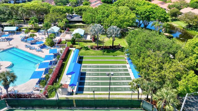 5450 Verona Drive L, Boynton Beach, FL 33437