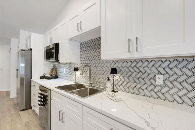 606 MARCUS STREET 26, Venice, FL 34285