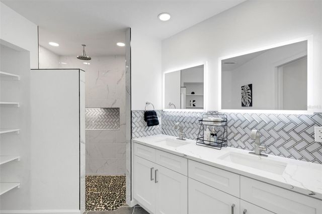 606 MARCUS STREET 26, Venice, FL 34285