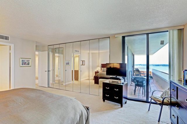 5510 N Ocean Drive 17d, Singer Island, FL 33404