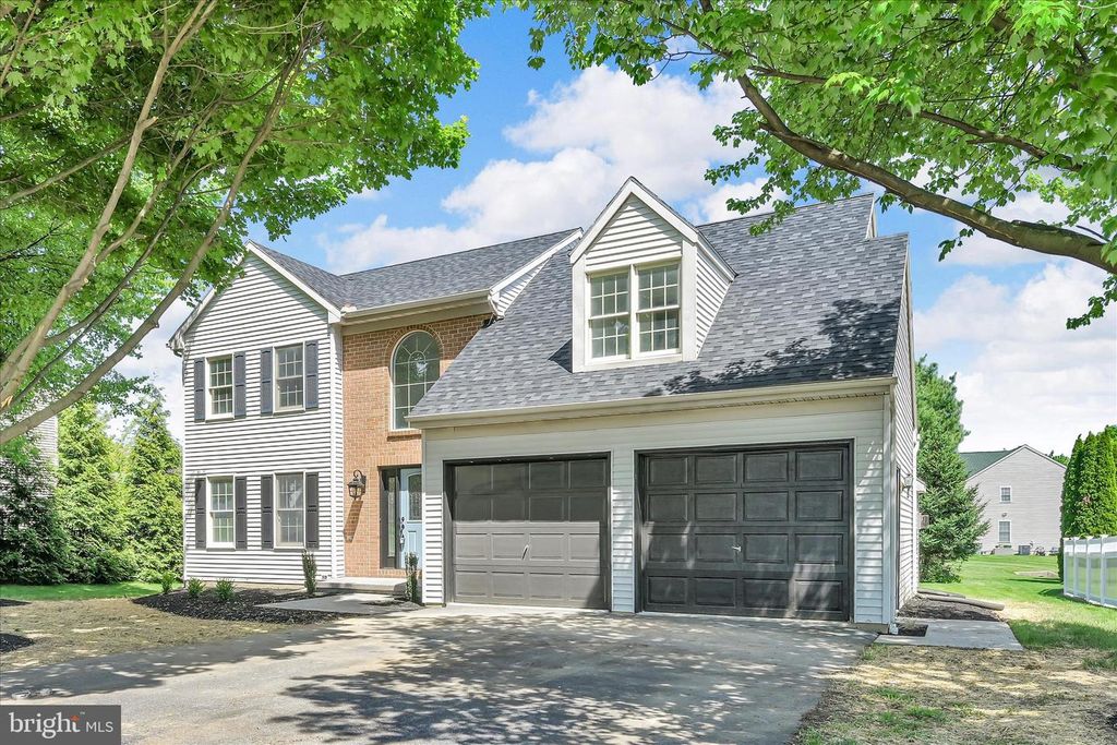 115 SAYBROOKE DR, Lititz, PA 17543