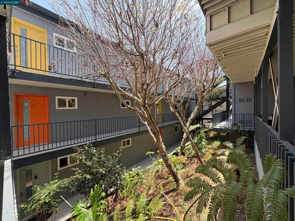 Image 1 of property listing at 785 Taft Ave 10, Albany, CA 94706