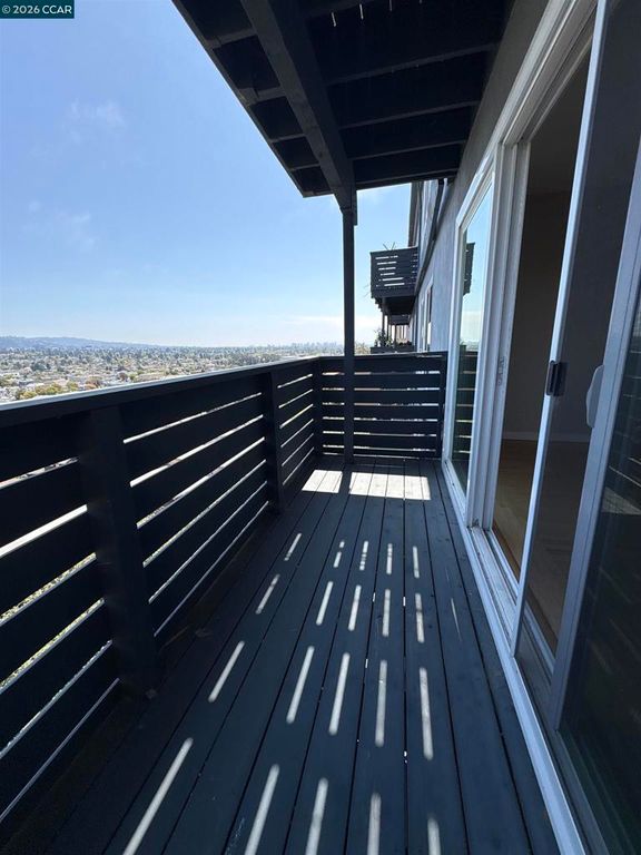 Image 22 of property listing at 785 Taft Ave 10, Albany, CA 94706