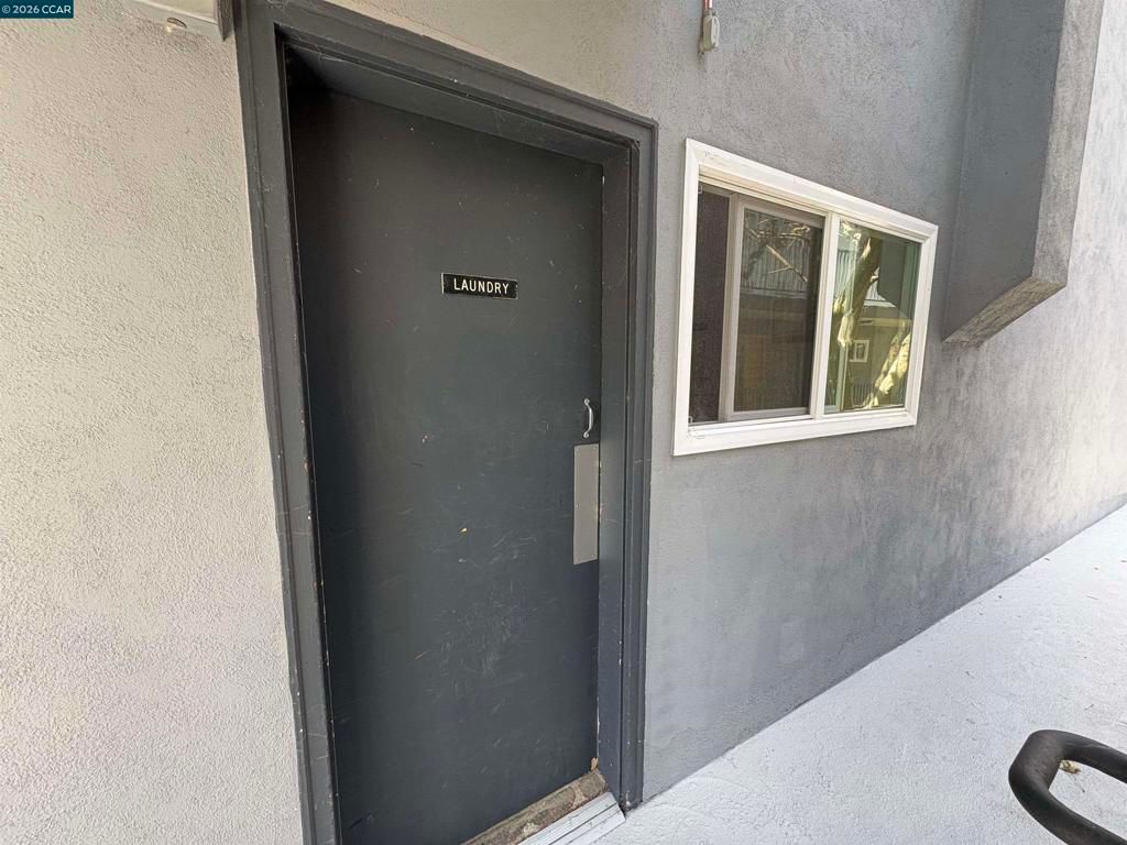 Image 28 of property listing at 785 Taft Ave 10, Albany, CA 94706
