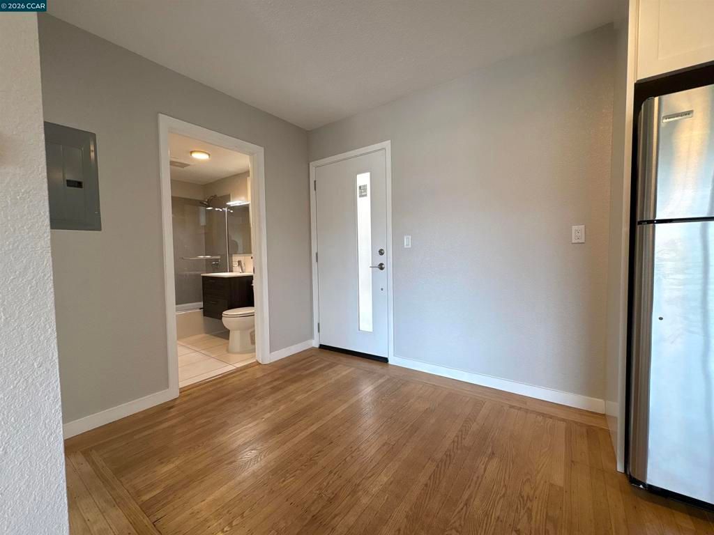 Image 3 of property listing at 785 Taft Ave 10, Albany, CA 94706