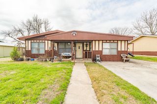 110 Blakeney, Stephenville, TX 76401