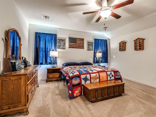 3124 Copan Court, Yukon, OK 73099