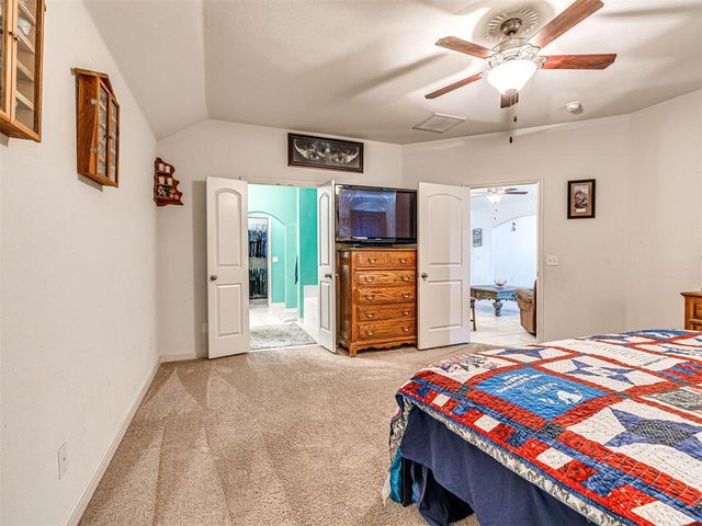 3124 Copan Court, Yukon, OK 73099