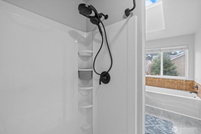 3815 Southlake Drive SE, Lacey, WA 98503