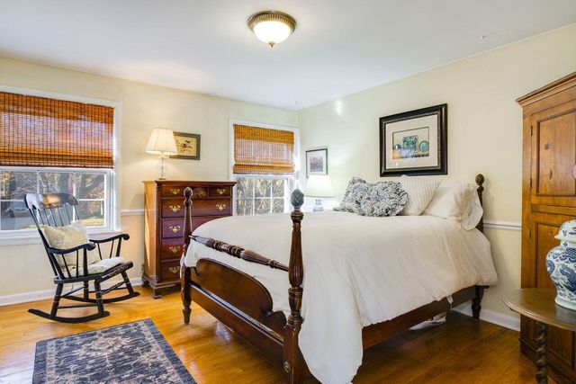 162 N 86th STREET, Wauwatosa, WI 53226